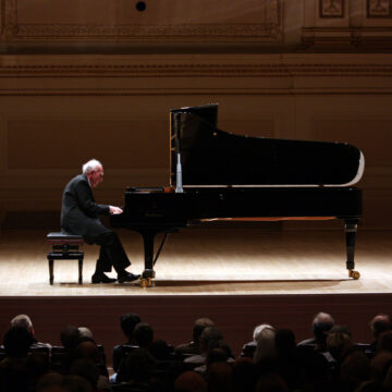 62 Discs Offer a Last Word on the Pianist Maurizio Pollini