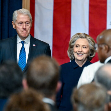 Facing Contempt Threat, Clintons Refuse to Testify in Epstein Inquiry