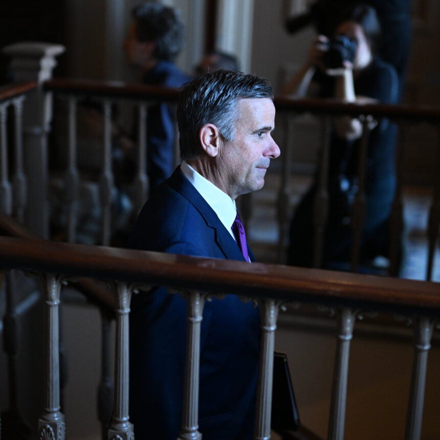 C.I.A. Director Meets With Venezuela’s Interim President in Caracas