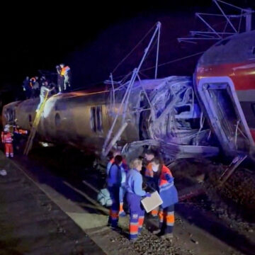High-Speed Train Crash in Spain Leaves at Least 21 Dead High-Speed Train Crash in Spain Leaves at Least 21 Dead
