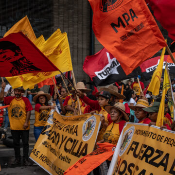 Splits Emerge Among Venezuelans as Revolutionary Dream Fades Splits Emerge Among Venezuelans as Revolutionary Dream Fades