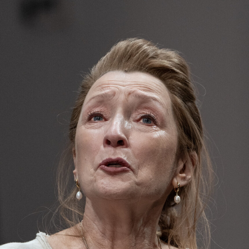 How Lesley Manville Is Leaving ‘Oedipus’ Audiences Spellbound