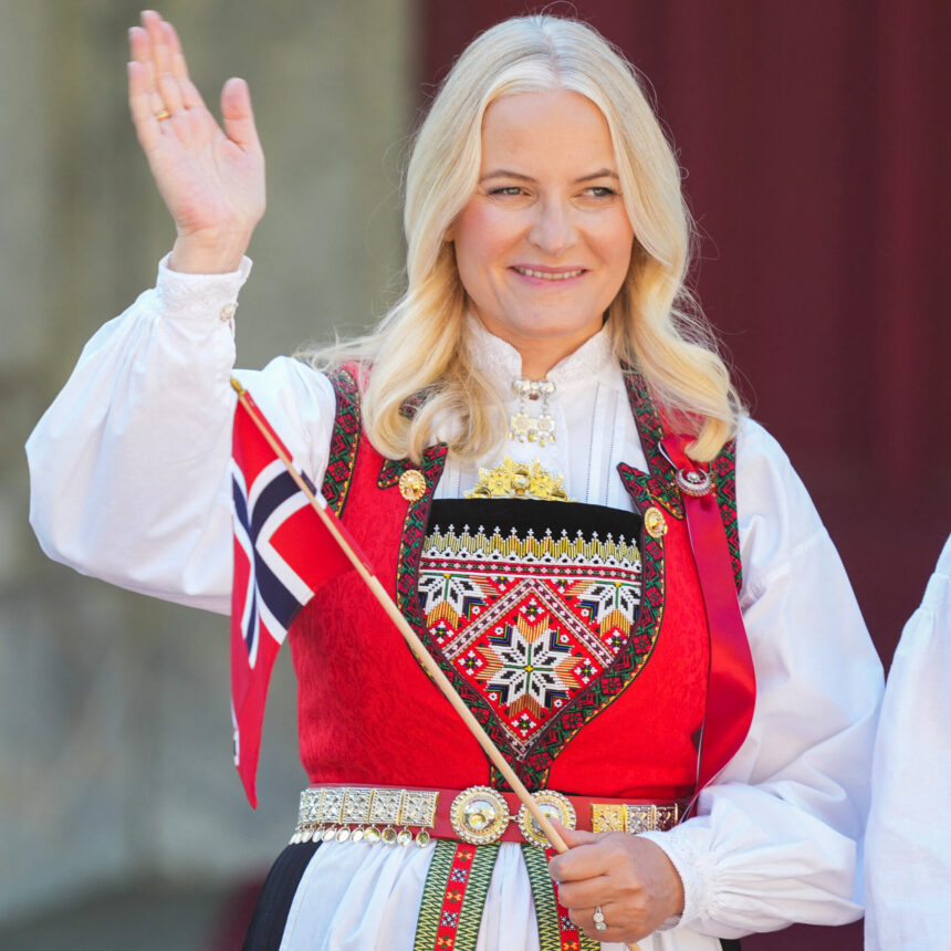 ‘My Crazy Friend’: The Royals Who Stayed Close to Epstein