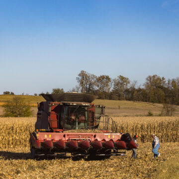Former Farming Leaders Warn U.S. Agriculture Could Face ‘Widespread Collapse’ Former Farming Leaders Warn U.S. Agriculture Could Face ‘Widespread Collapse’