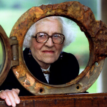 Millvina Dean, Titanic’s Last Survivor, Dies at 97