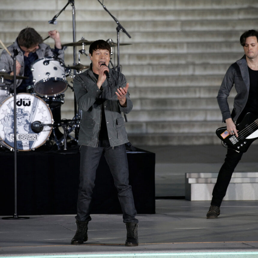 Brad Arnold, Rocker Who Fronted 3 Doors Down, Dies at 47