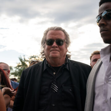 Trump Administration Abandons Steve Bannon Conviction