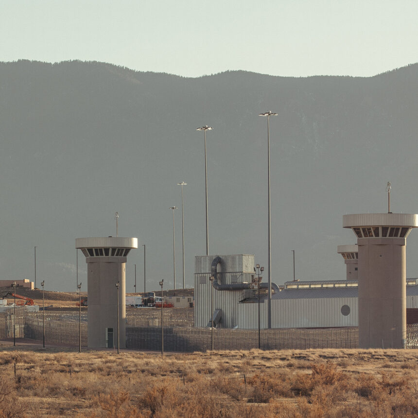 Judge Halts Transfer of Former Death Row Inmates to Federal ‘Supermax’ Facility