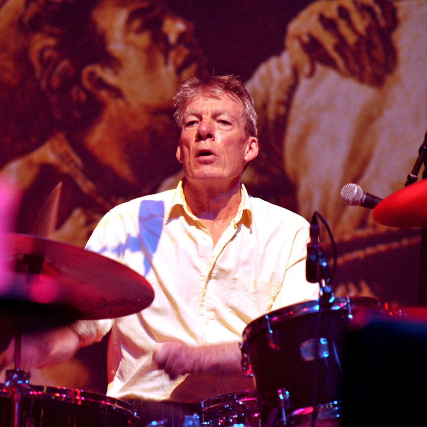 Andrew Ranken, Whose Drumming Powered the Pogues, Dies at 72