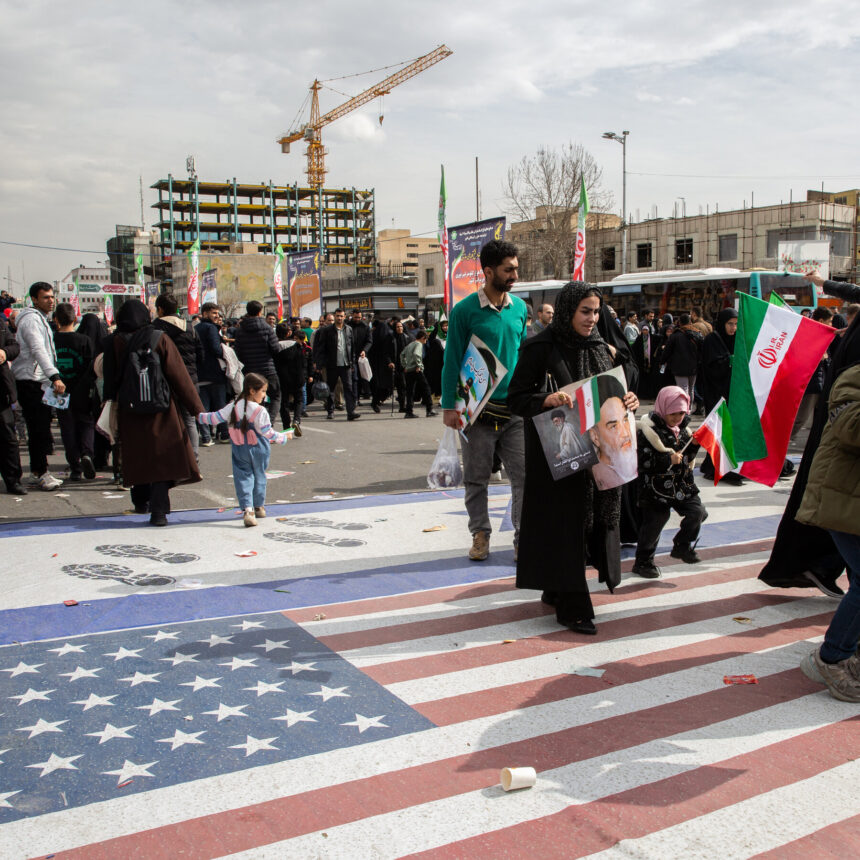 As Diplomats Talk, Pentagon Prepares for Possible War With Iran