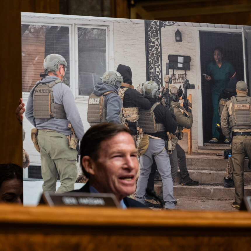 Democrats and White House Trade Offers but Deal to Reopen D.H.S. Remains Elusive