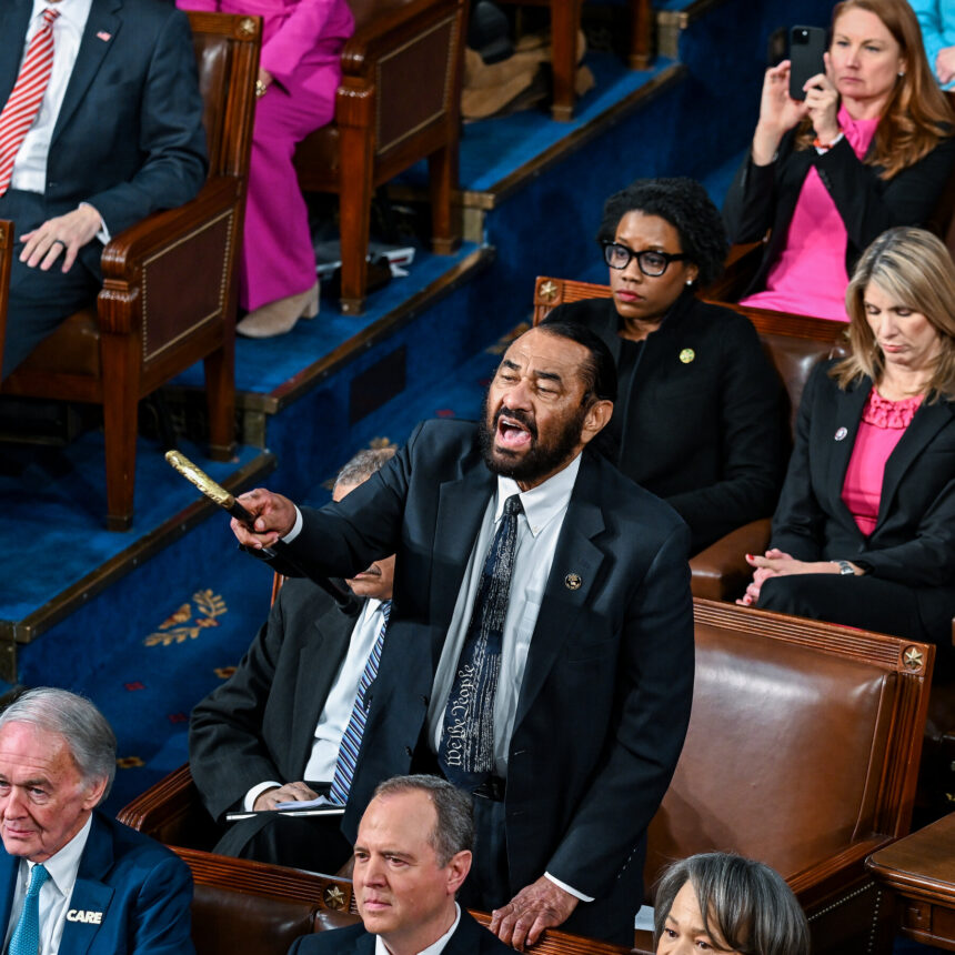 Democrats Plan to Counter Trump’s State of the Union Speech With Rally