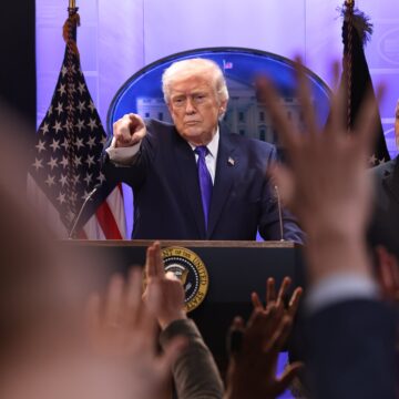 Trump Presses on With Tariffs, Posing Challenge for Republicans Trump Presses on With Tariffs, Posing Challenge for Republicans