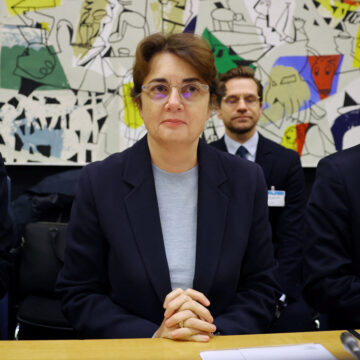 Louvre Director Resigns, Months After Crown Jewels Were Stolen in Heist Louvre Director Resigns, Months After Crown Jewels Were Stolen in Heist