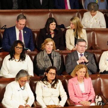 At the State of the Union, the White Pantsuit Protest That Didn’t Work At the State of the Union, the White Pantsuit Protest That Didn’t Work