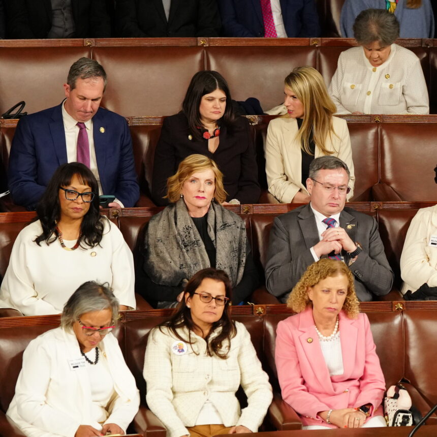 At the State of the Union, the White Pantsuit Protest That Didn’t Work