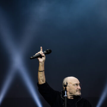 Phil Collins, Wu-Tang Clan and Shakira Are Among Rock Hall Nominees