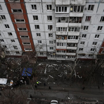 Russia Launches Big Strikes Before U.S.-Ukraine Talks in Geneva