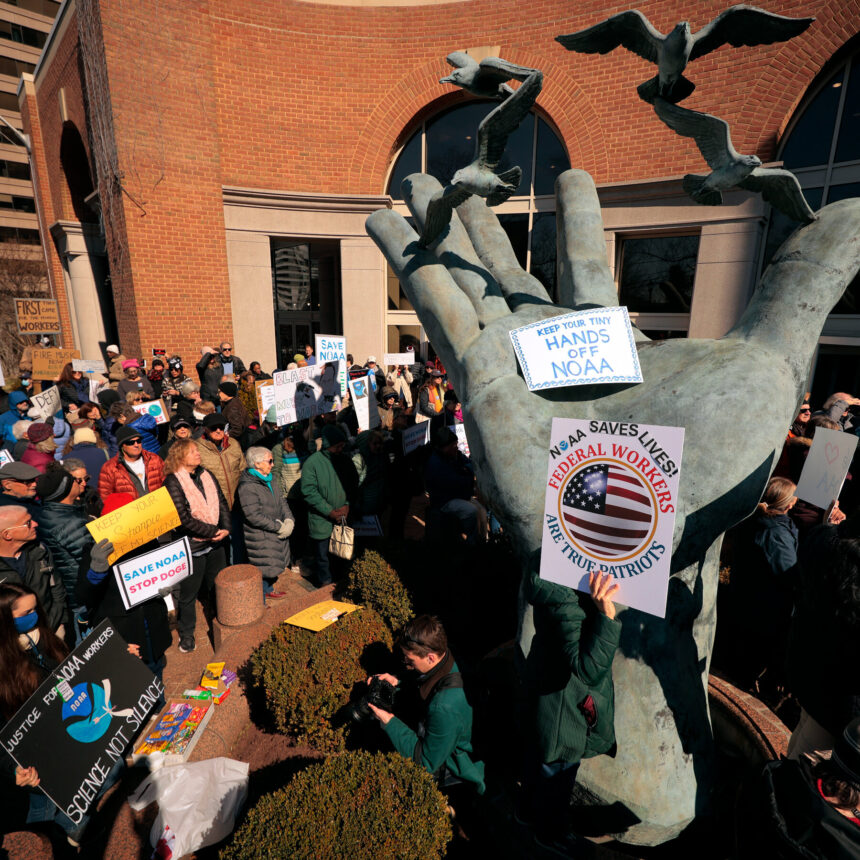 Feeling the Effects of 260,000 Federal Jobs Lost