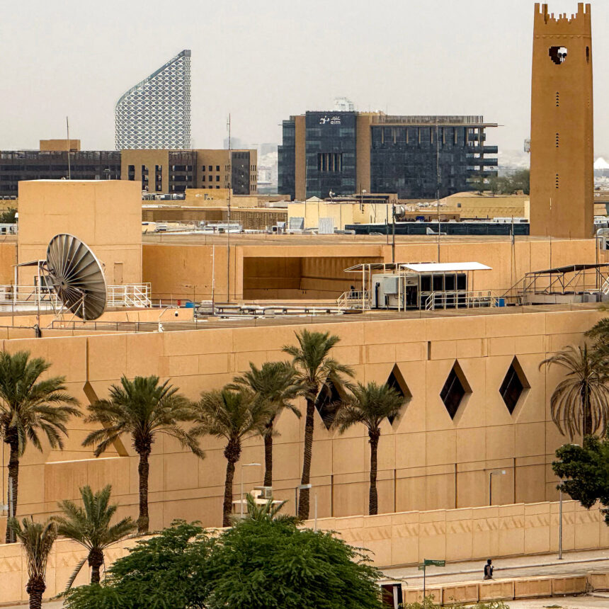 State Dept. Said to Order Diplomats in Saudi Arabia to Leave State Dept. Said to Order Diplomats in Saudi Arabia to Leave