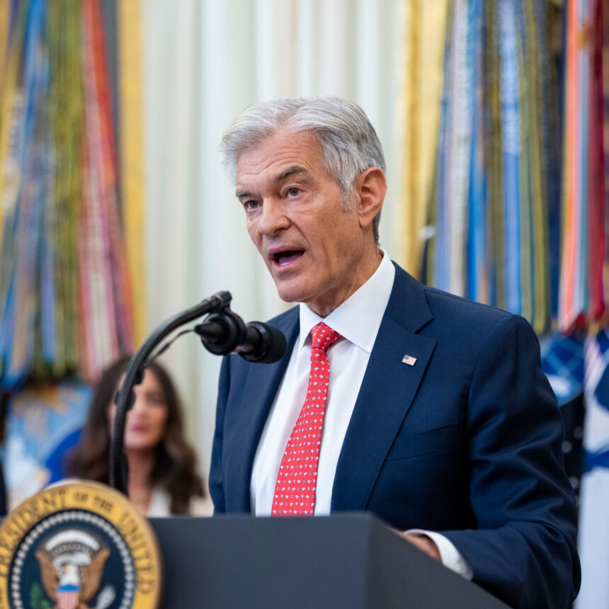 In Tense Meeting, Dr. Oz Pressed Medical Societies on Trans Care for Teens In Tense Meeting, Dr. Oz Pressed Medical Societies on Trans Care for Teens