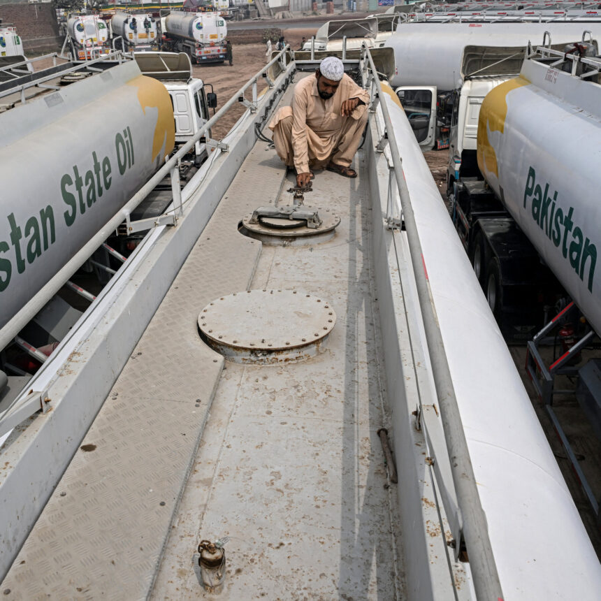 Surge in Oil Prices Shakes Pakistan’s Already Fragile Economy